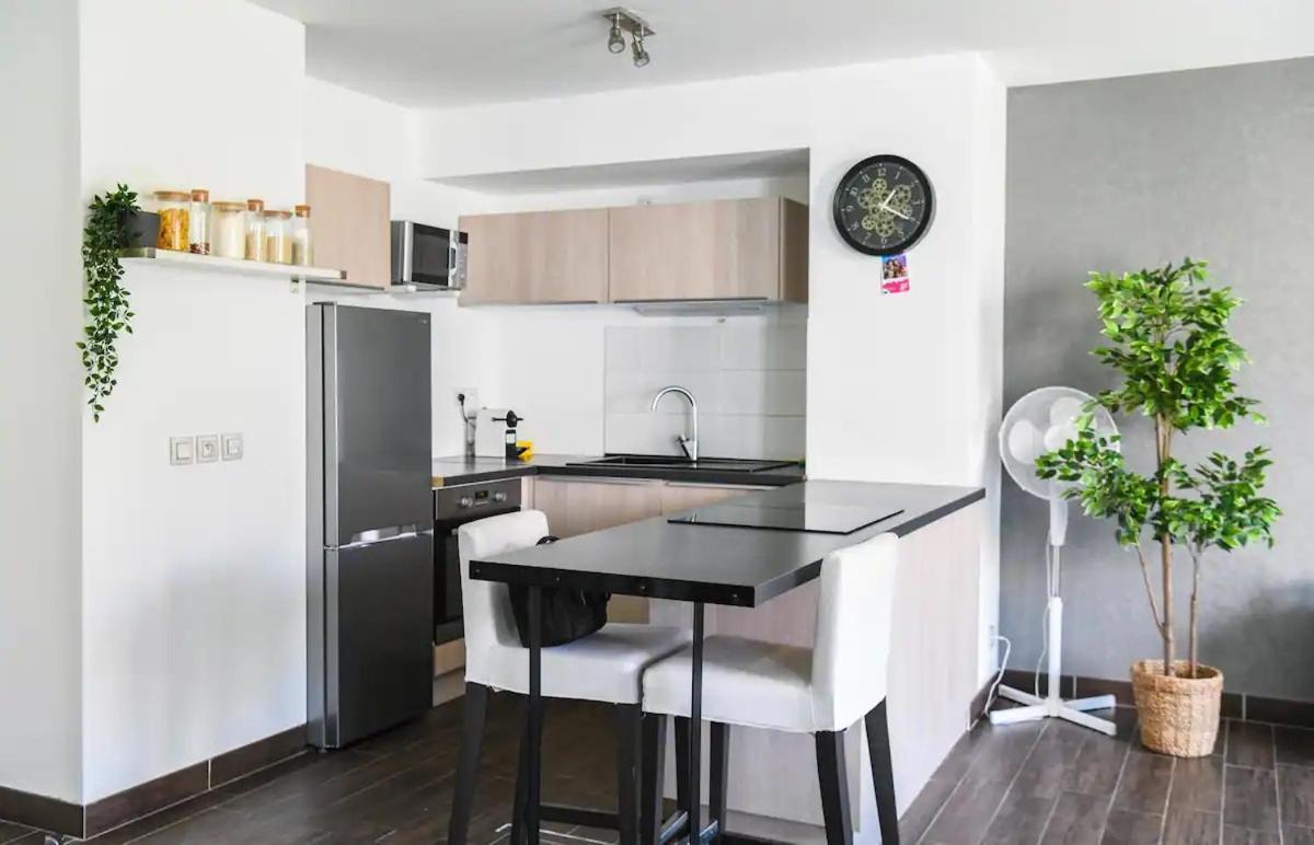 Superbe Appartement Avec Terrasse, Piscine & Parking Prive A Marsiglia Esterno foto