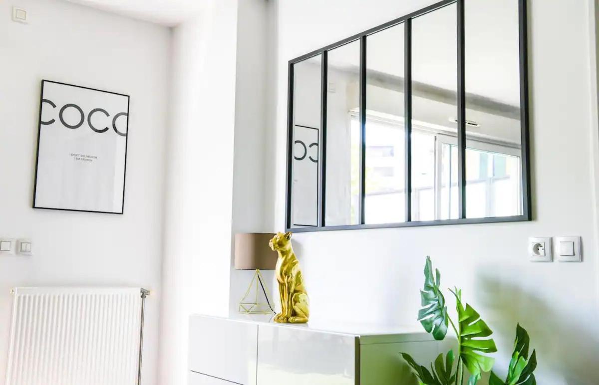 Superbe Appartement Avec Terrasse, Piscine & Parking Prive A Marsiglia Esterno foto
