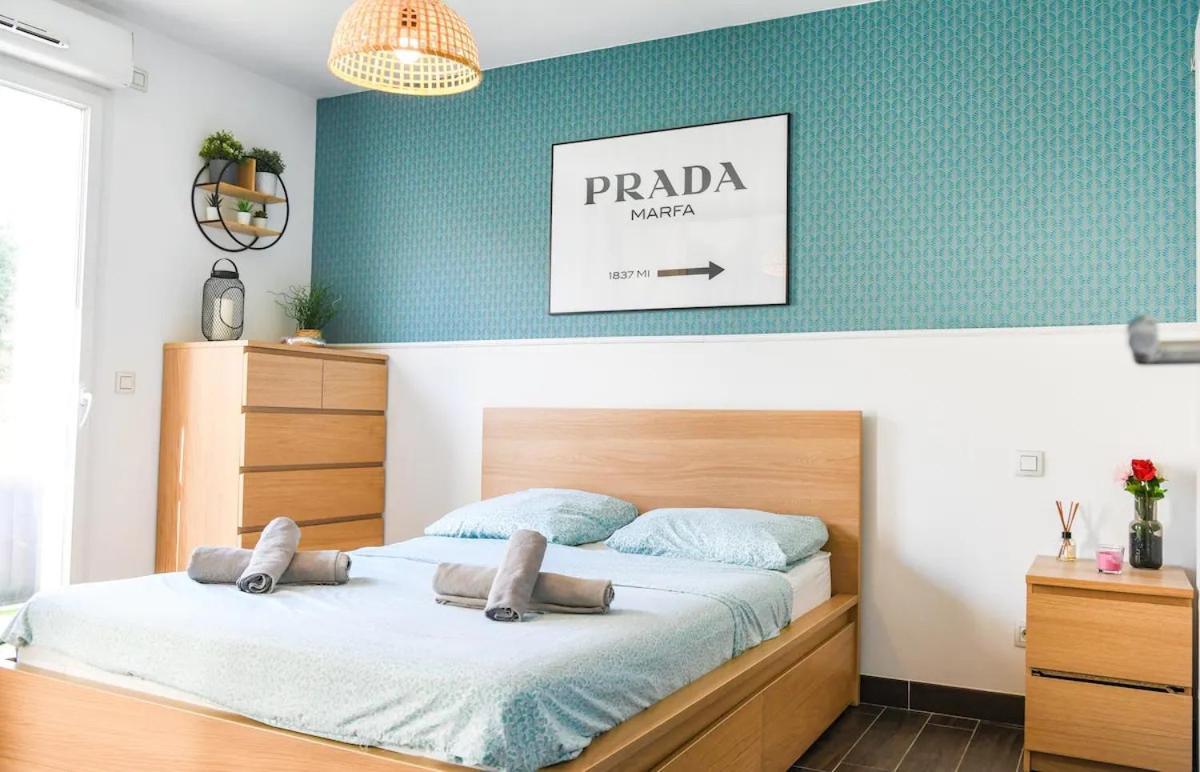 Superbe Appartement Avec Terrasse, Piscine & Parking Prive A Marsiglia Esterno foto