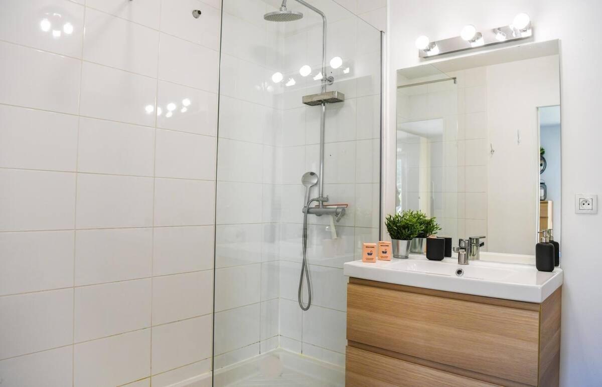 Superbe Appartement Avec Terrasse, Piscine & Parking Prive A Marsiglia Esterno foto