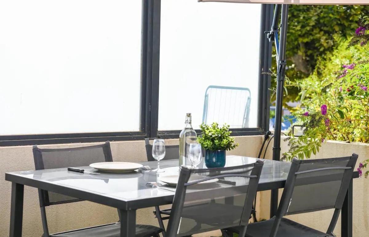 Superbe Appartement Avec Terrasse, Piscine & Parking Prive A Marsiglia Esterno foto
