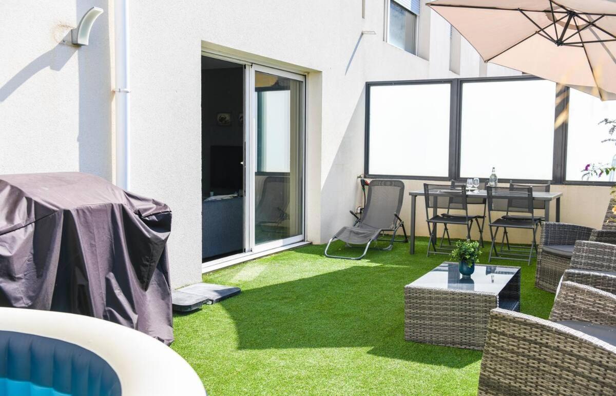 Superbe Appartement Avec Terrasse, Piscine & Parking Prive A Marsiglia Esterno foto